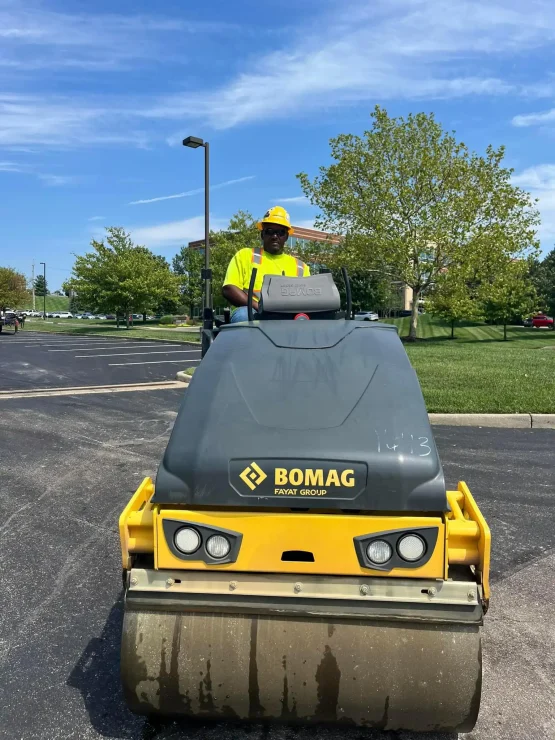 asphalt milling and repaving on a greater cinicnnati parking lot